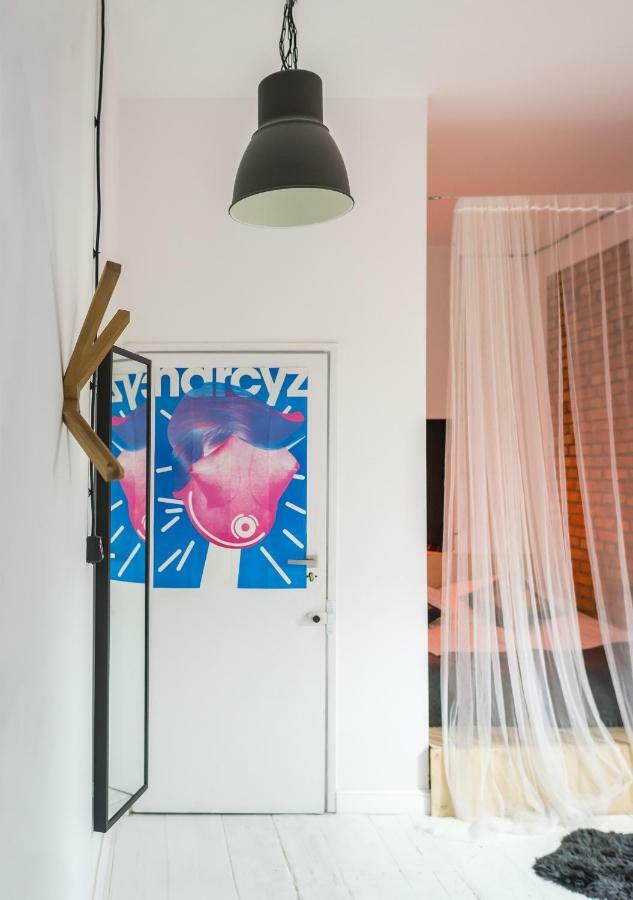 Loft Z Baldachimem Appartement Poznań Buitenkant foto