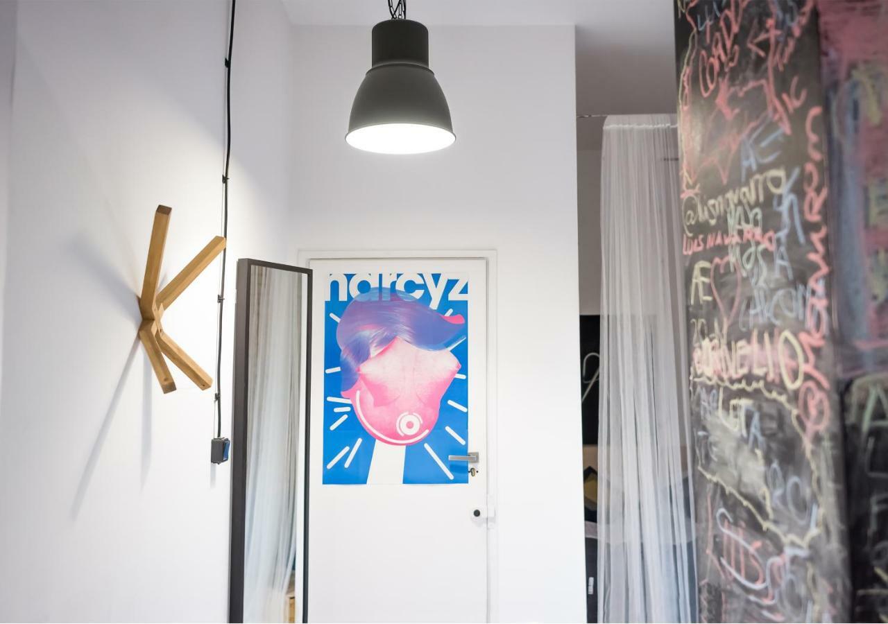 Loft Z Baldachimem Appartement Poznań Buitenkant foto