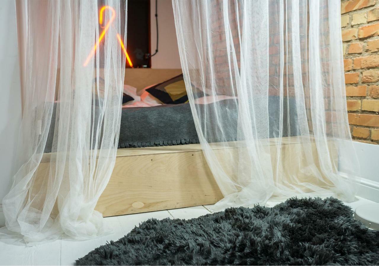 Loft Z Baldachimem Appartement Poznań Buitenkant foto