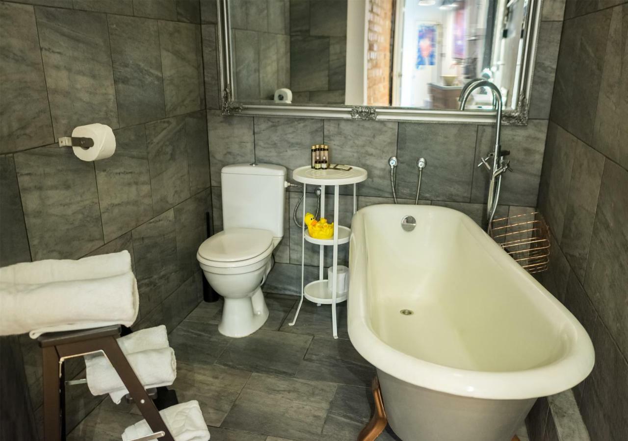 Loft Z Baldachimem Appartement Poznań Buitenkant foto